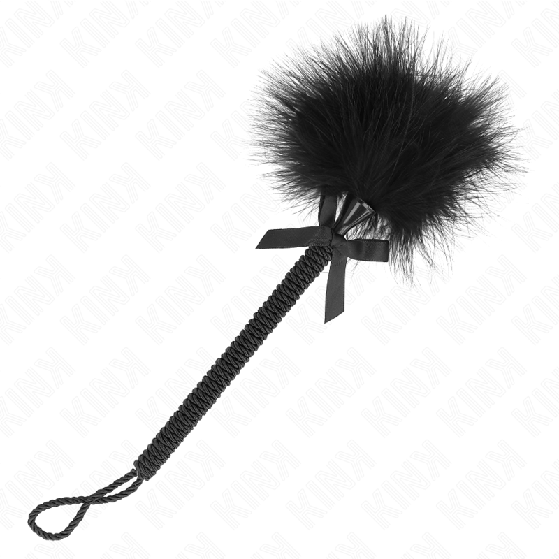 KINK - VARINHA DE CORDA DE NYLON COM PENAS DE CÃCEGAS E LAÃO PRETO 25 CM